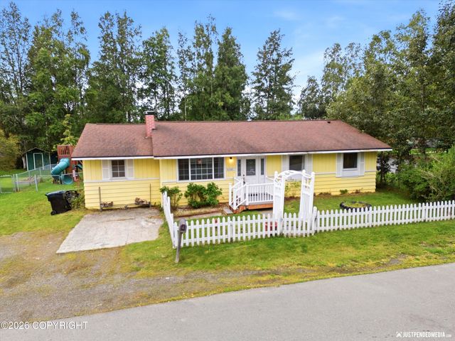 8106 Loganberry, Anchorage, AK 99502
