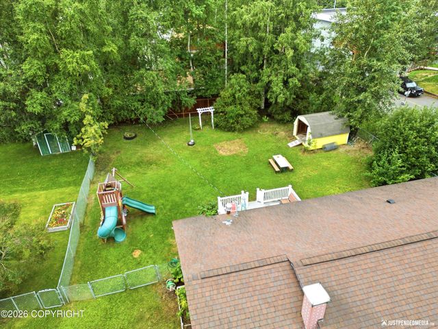 8106 Loganberry, Anchorage, AK 99502