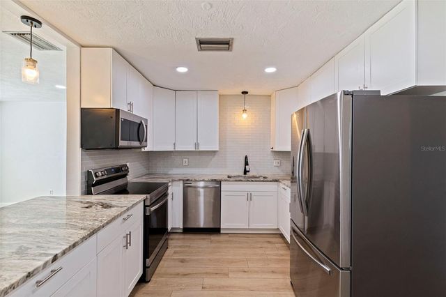 763 76TH AVENUE N, St Petersburg, FL 33702