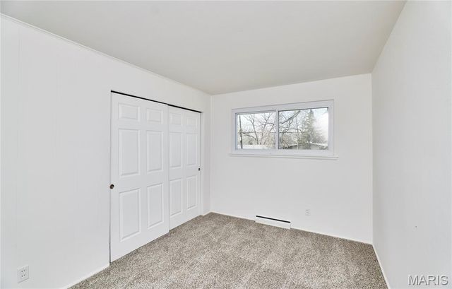 714 Lynn Haven Lane, Hazelwood, MO 63042