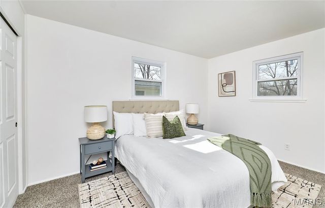 714 Lynn Haven Lane, Hazelwood, MO 63042