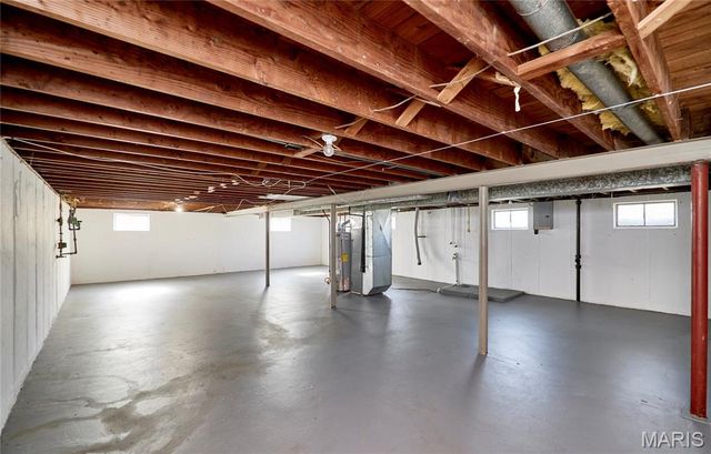 714 Lynn Haven Lane, Hazelwood, MO 63042