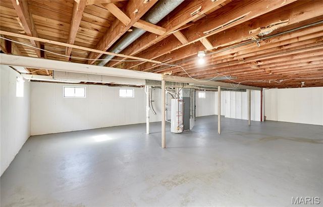 714 Lynn Haven Lane, Hazelwood, MO 63042