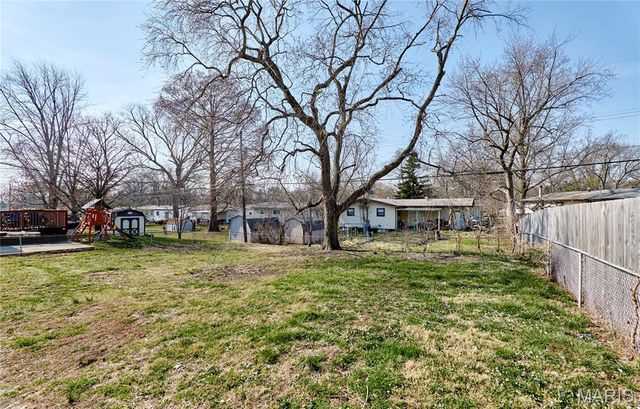 714 Lynn Haven Lane, Hazelwood, MO 63042