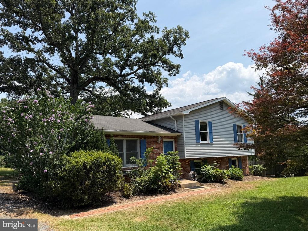 11107 BURWELL RD, Nokesville, VA 20181