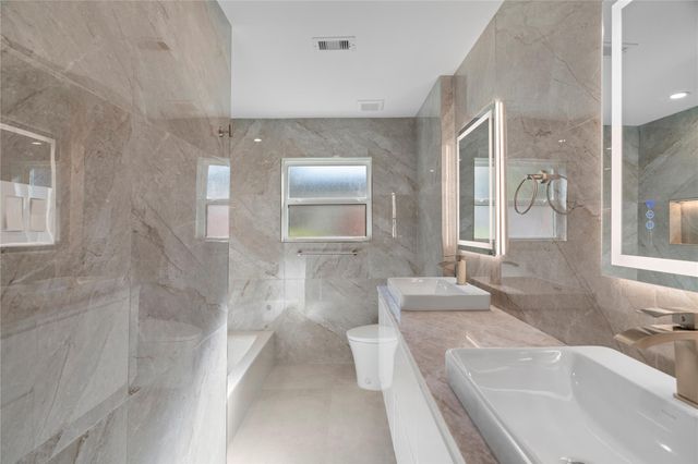 9203 Kapri Lane, Houston, TX 77025