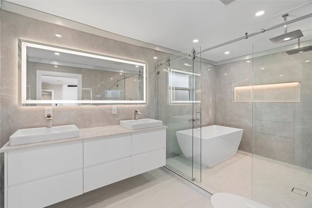 9203 Kapri Lane, Houston, TX 77025