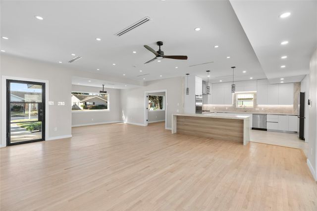 9203 Kapri Lane, Houston, TX 77025