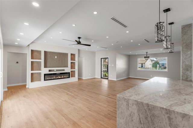 9203 Kapri Lane, Houston, TX 77025