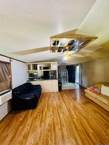 4818 Edgen Ave, Slaughter, LA 70777