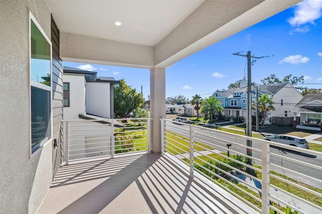 2711 W NORTH B STREET 2, Tampa, FL 33609