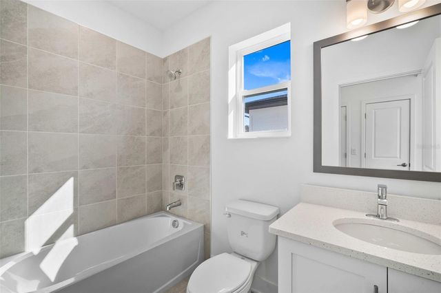 2711 W NORTH B STREET 2, Tampa, FL 33609