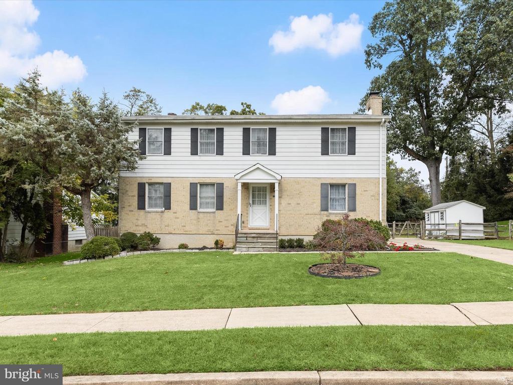 2100 CHANTILLA RD, Baltimore, MD 21228