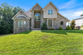 823 Shady Bluff Trail, Clarksville, TN 37043