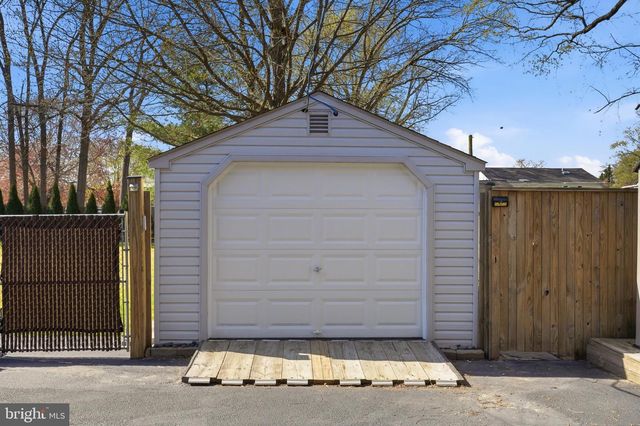 1556 REINHARDT LN, Glen Burnie, MD 21060