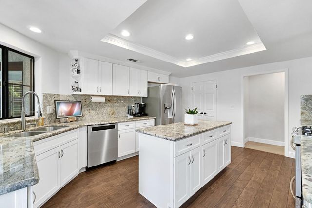 8814 N Spalding Avenue, Fresno, CA 93720
