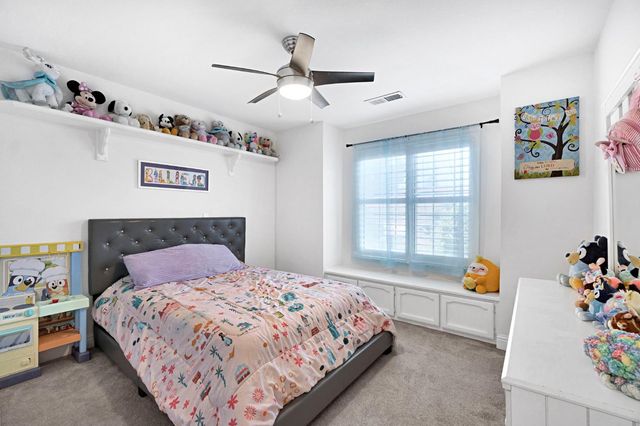 8814 N Spalding Avenue, Fresno, CA 93720