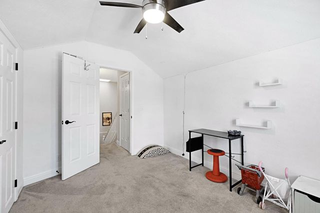8814 N Spalding Avenue, Fresno, CA 93720