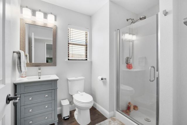 8814 N Spalding Avenue, Fresno, CA 93720