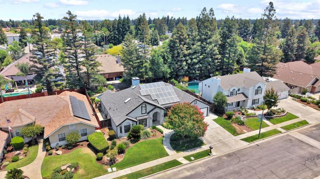 8814 N Spalding Avenue, Fresno, CA 93720