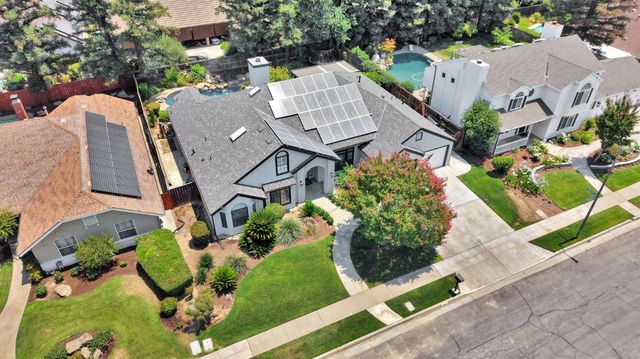 8814 N Spalding Avenue, Fresno, CA 93720