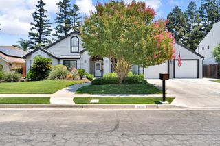 8814 N Spalding Avenue, Fresno, CA 93720