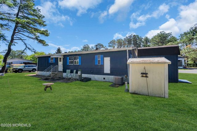 76 Martin Drive, Whiting, NJ 08759