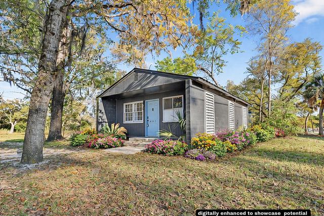 602 Chaplin Street, Walterboro, SC 29488