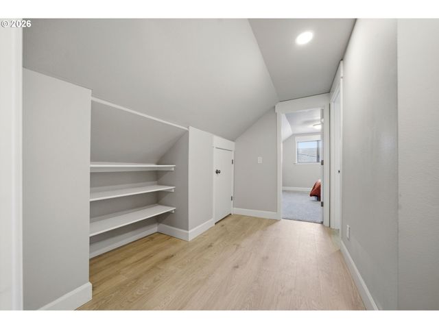265 N 2ND St, St Helens, OR 97051