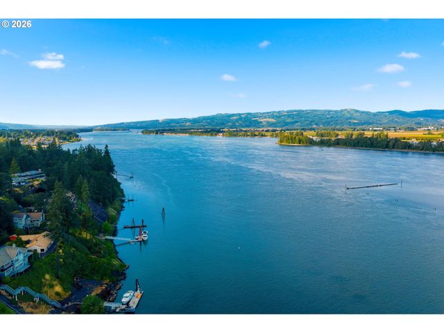 265 N 2ND St, St Helens, OR 97051