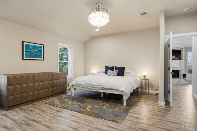 445 Rocky River RD, West Lake Hills, TX 78746