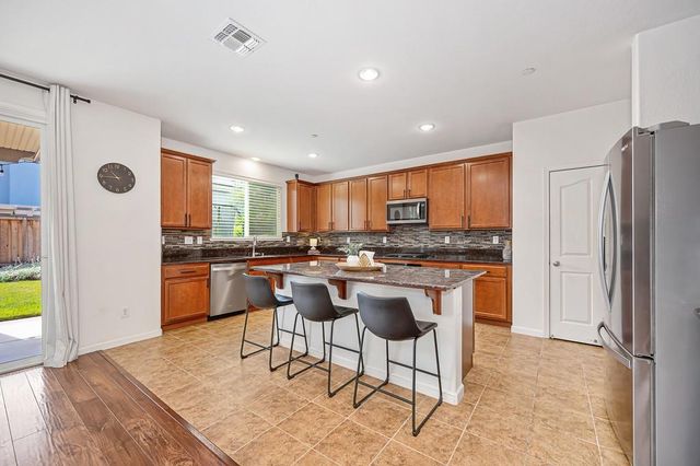 4104 Brick Mason Cir, Roseville, CA 95747