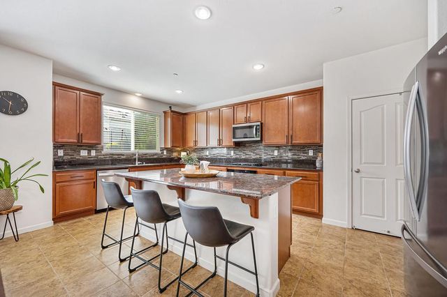4104 Brick Mason Cir, Roseville, CA 95747