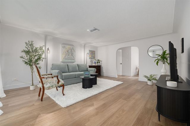 3850 52ND AVENUE N, St Petersburg, FL 33714