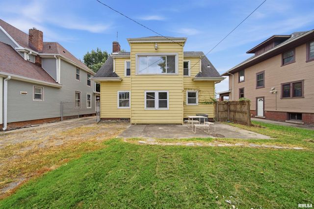 1809 W AYRES Avenue, Peoria, IL 61606