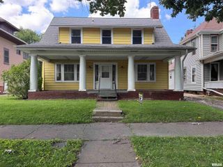 1809 W AYRES Avenue, Peoria, IL 61606