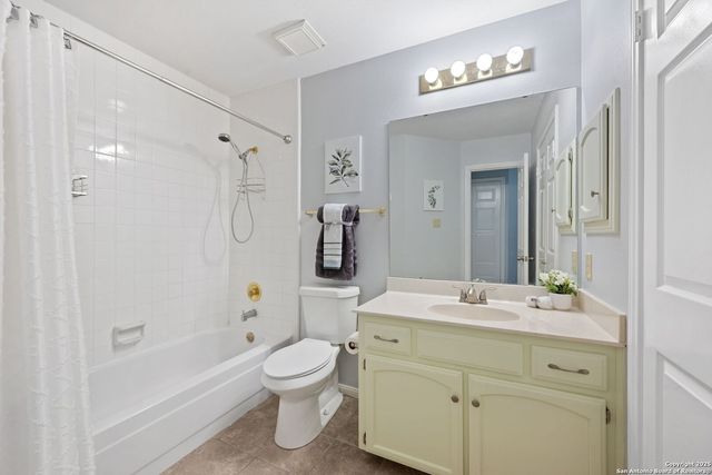 8910 Lost Woods, San Antonio, TX 78240