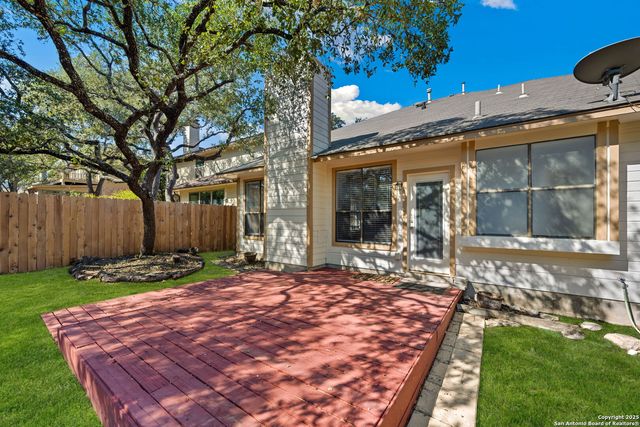 8910 Lost Woods, San Antonio, TX 78240