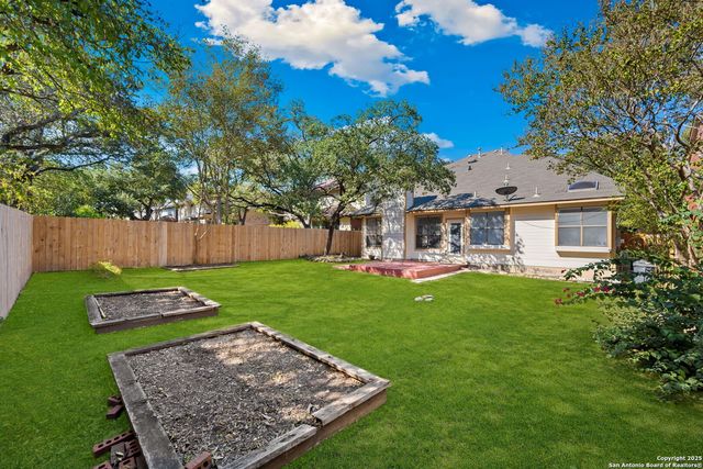 8910 Lost Woods, San Antonio, TX 78240