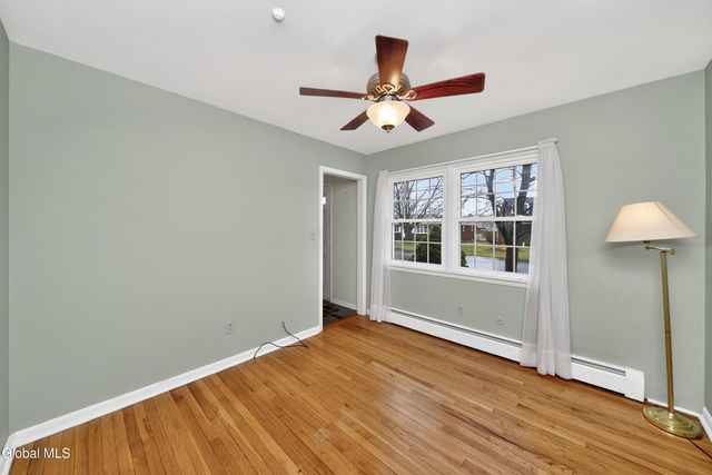 25 Alfred Drive, Colonie, NY 12205