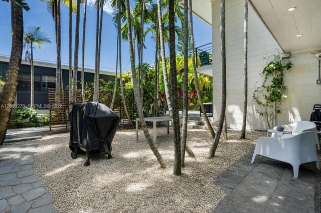 1548 Biarritz Drive, Miami Beach, FL 33141