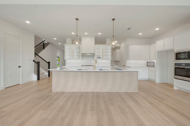 1327 Castello Drive, Fate, TX 75087
