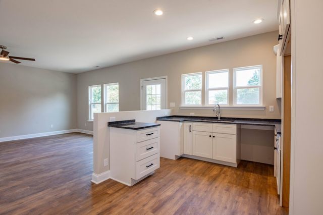 5918 Wentworth Avenue, Chattanooga, TN 37412