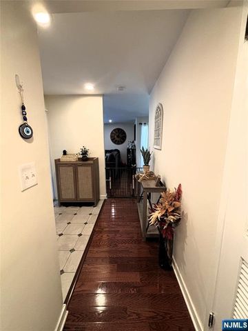 25 Osprey, Hackettstown, NJ 07840