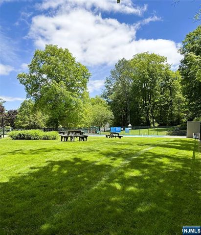 25 Osprey, Hackettstown, NJ 07840