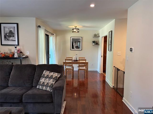 25 Osprey, Hackettstown, NJ 07840