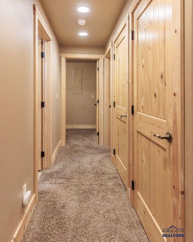 21164 GILDED MOUNTAIN LP, Lead, SD 57754