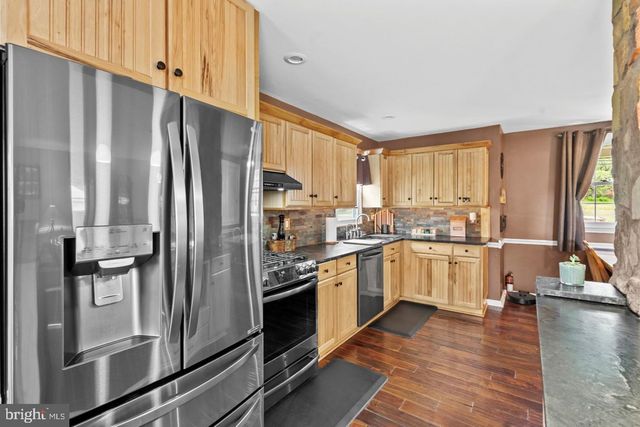 69 CHRISTOPHER DR, Holland, PA 18966
