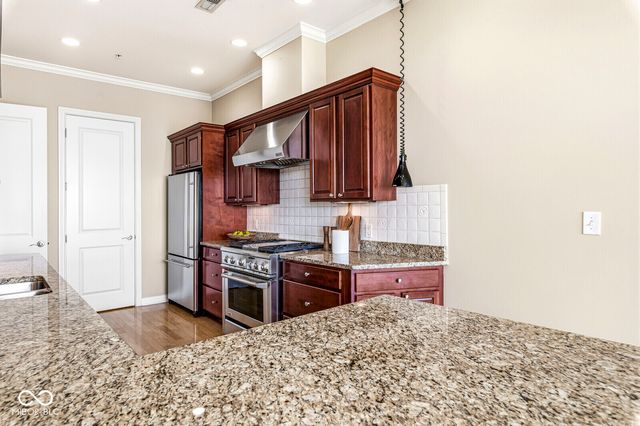 350 N Meridian Street 901, Indianapolis, IN 46204