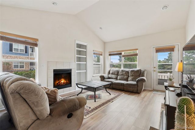 15555 E 40th Avenue 126, Denver, CO 80239
